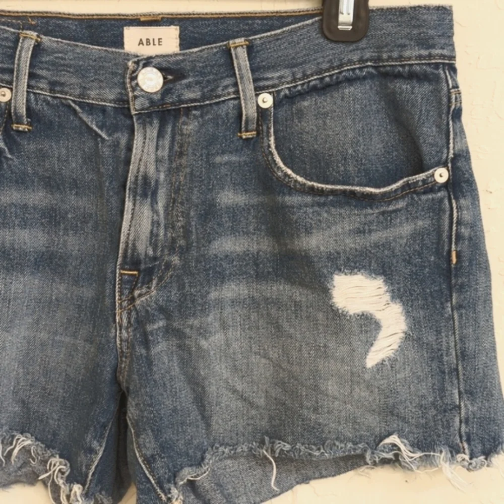 Able The Cutoff Distressed Denim Shorts Size 27